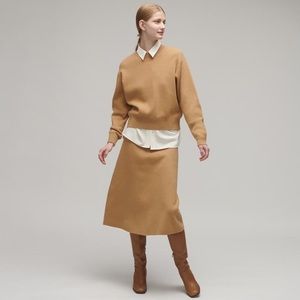 SET.  Uniqlo Tan Sweatshirt and Midi Skirt. Large